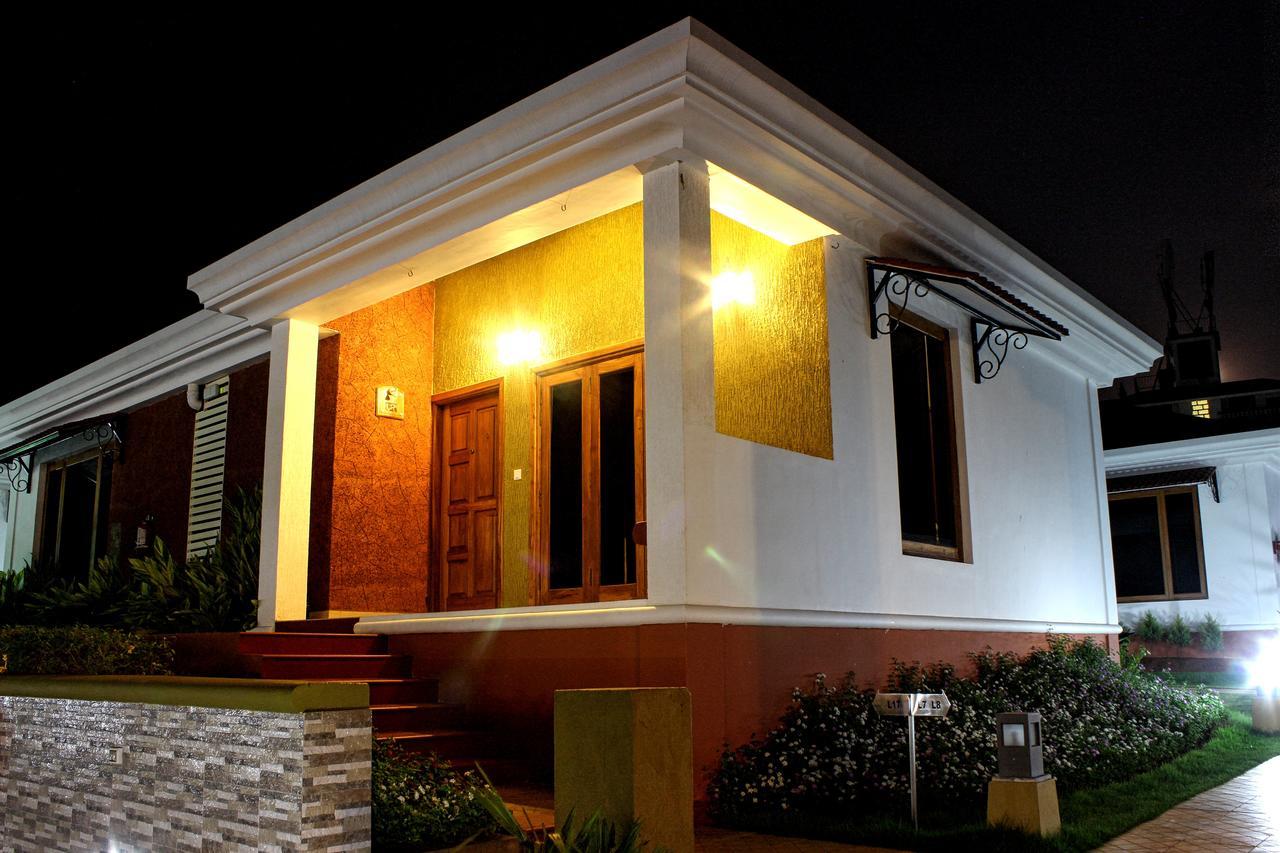 The Grand Leoney Resort Vagator Luaran gambar